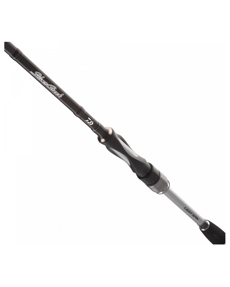 Spiningas Daiwa 22 Silver Creek Light