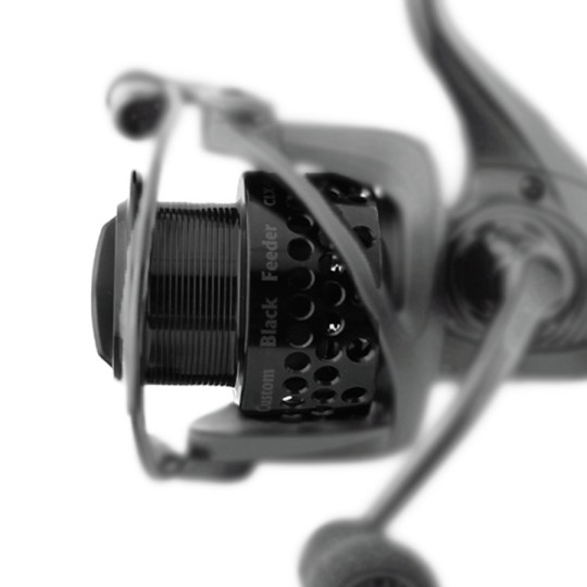 Ritė Okuma Custom Black Feeder