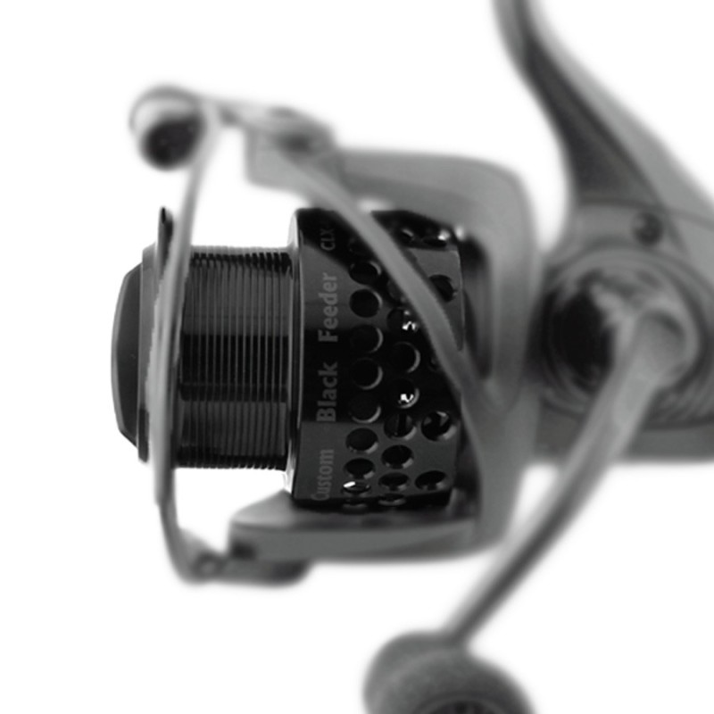 Ritė Okuma Custom Black Feeder